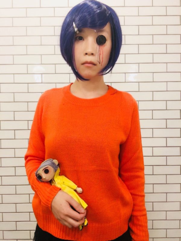 Trying the straight face Coraline Halloween look
